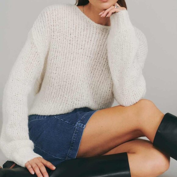 Reformation Sweaters - Reformation Kaya Oversized Sweater in Cream Size Medium